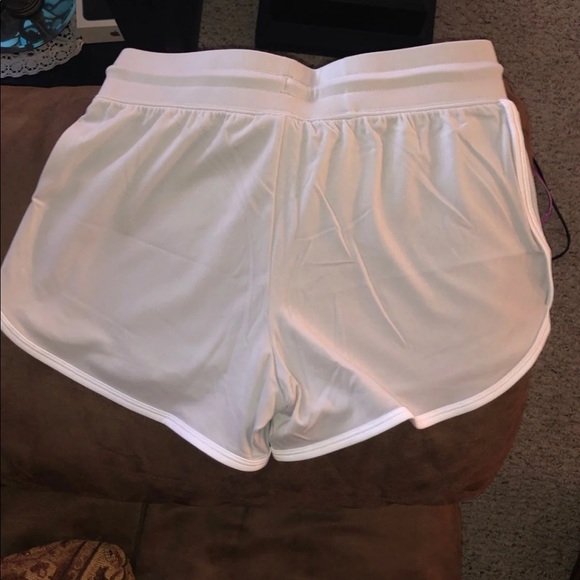 Alphalete Curve Shorts - Picture 5 of 5